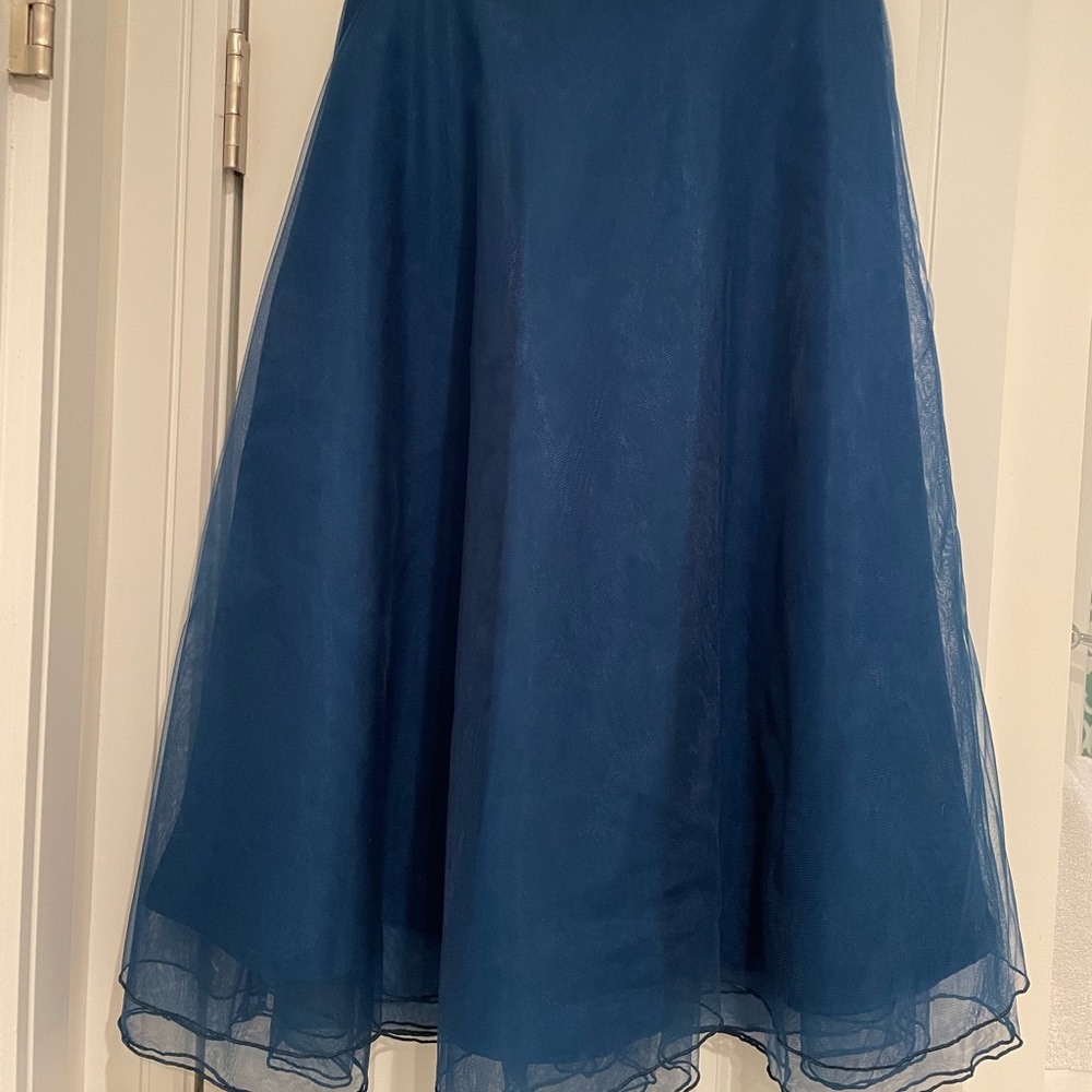 NWT Space46 Knee Length Bright Navy Tulle Skirt Size Medium